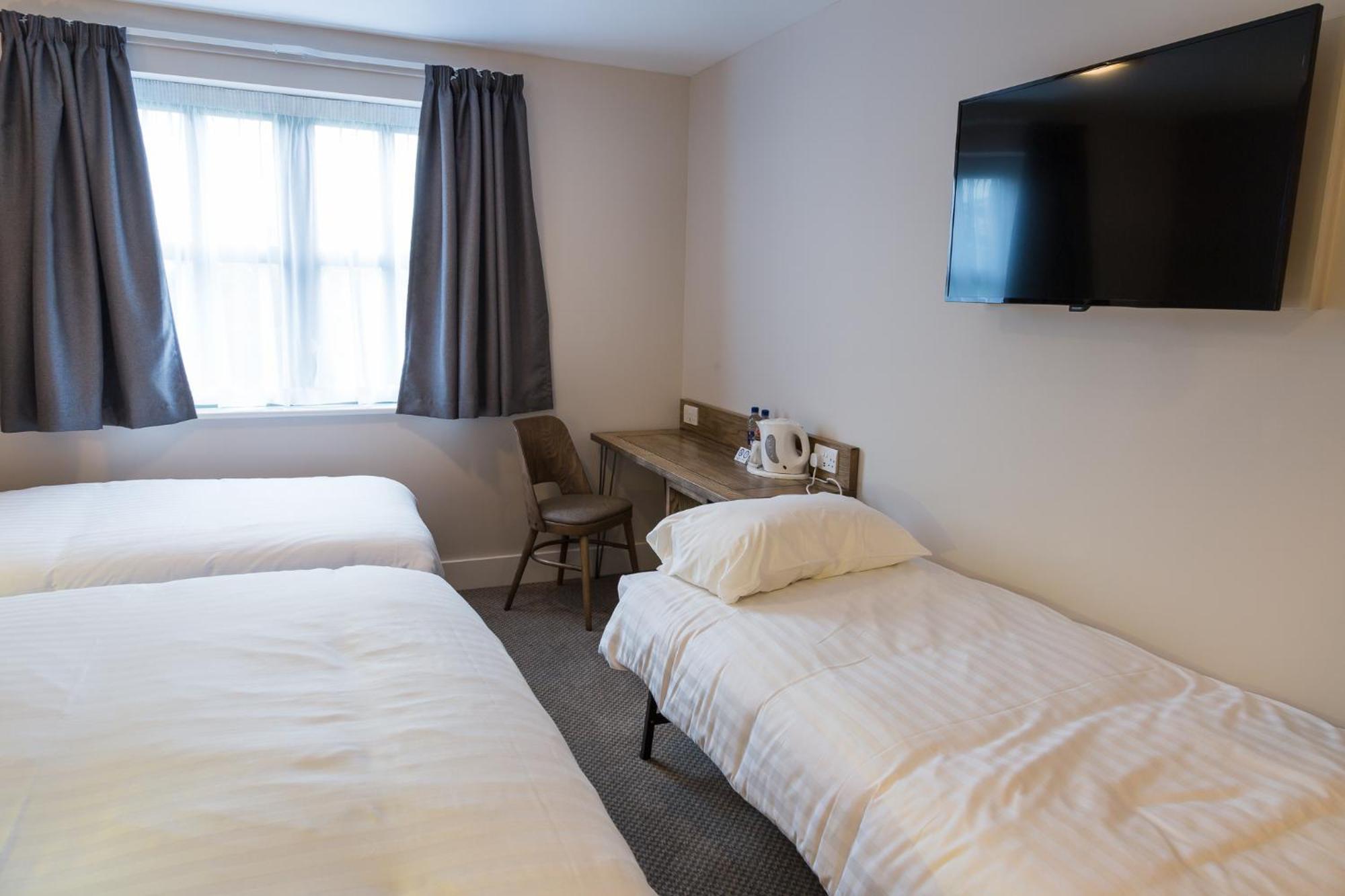 Spread Eagle, Gailey By Marston'S Inns Экстерьер фото
